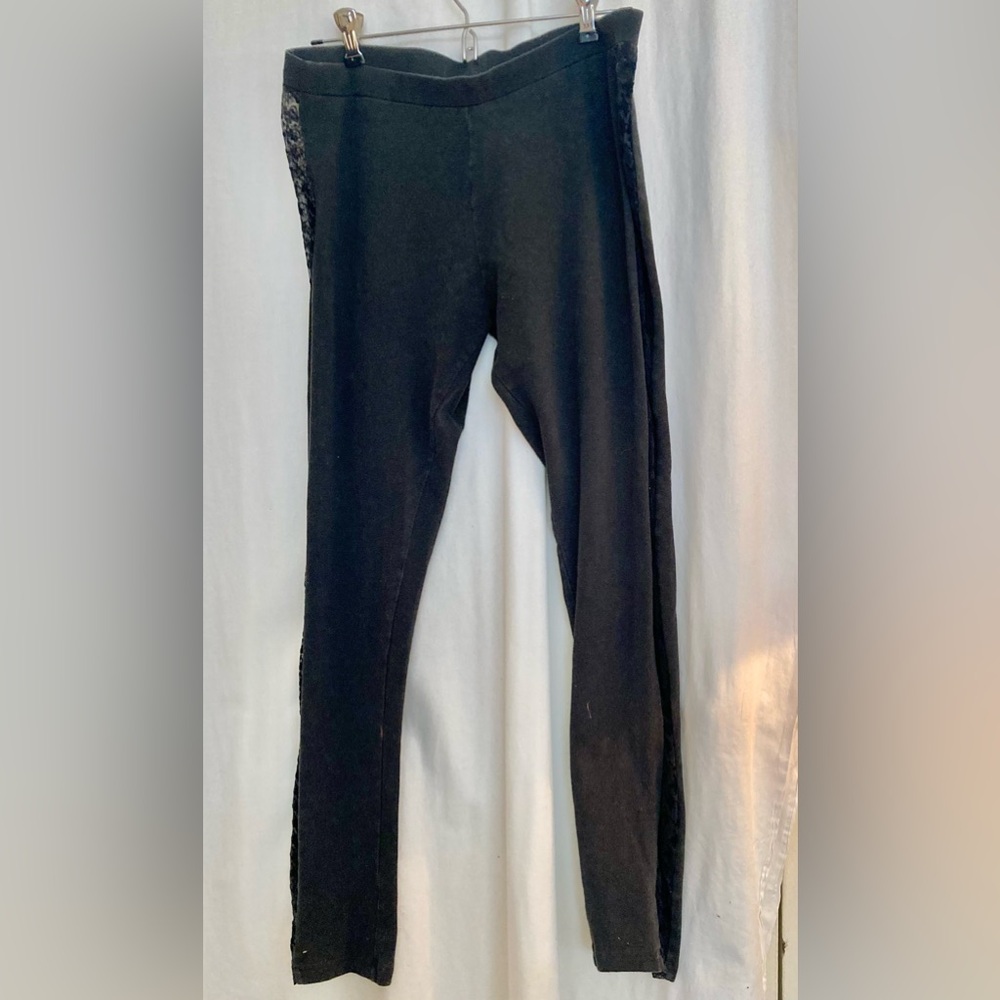 Victoria’s Secret Lace Black Leggings with Lace Detail Size L